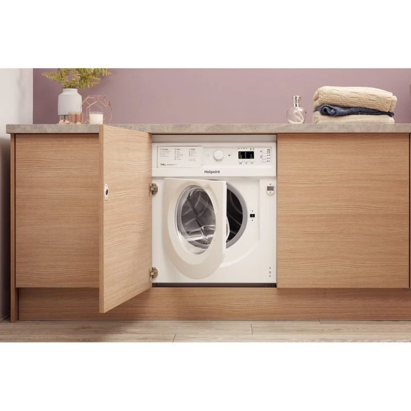 Hotpoint 7kg Wash 5kg Dry 1400rpm Built-In Washer Dryer - BI WDHG 75148 UK N