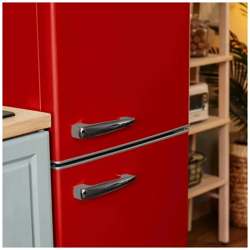 Frigorífico Retro 300L Rojo con Eficiencia Energética y Diseño Elegante de Cecotec
