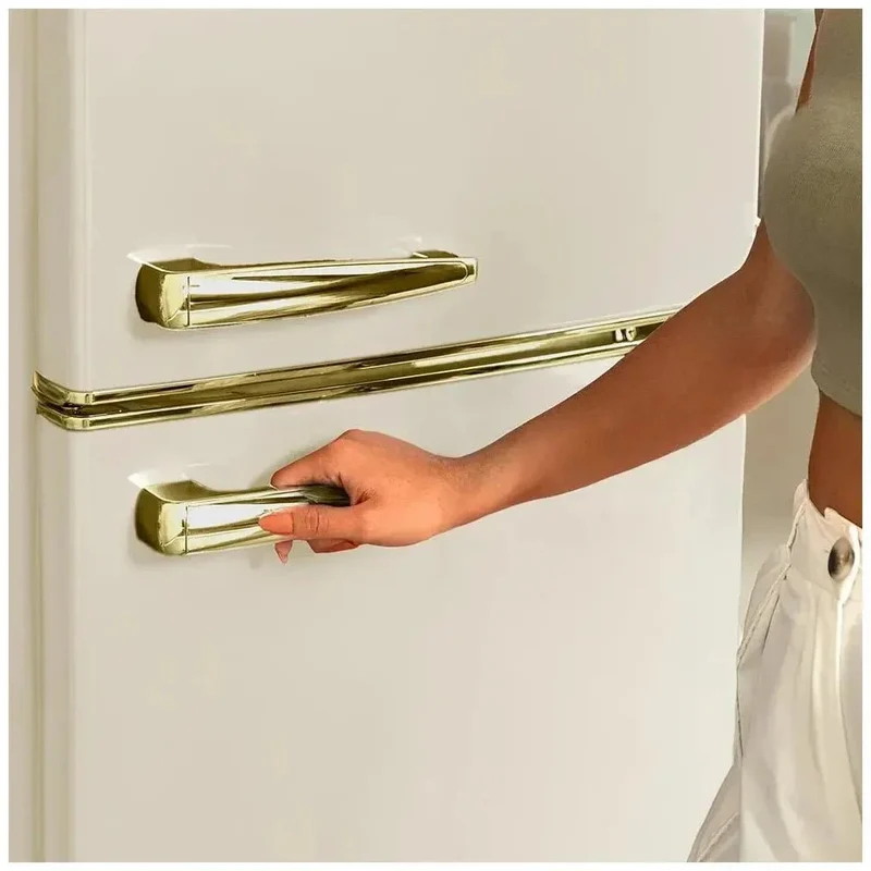 Frigorífico Retro 215L Beige E: Estilo, Eficiencia y Elegancia en tu Cocina de Cecotec