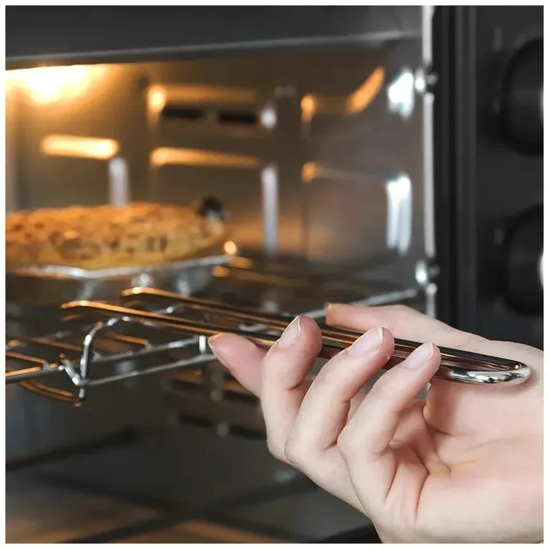 Horno de Convección de 30L con Sistema de Rotación de Carne y 5 Funciones de Cocción Eficientes de Cecotec