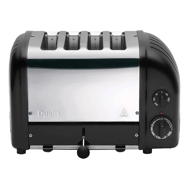4 Slice Classic Toaster Matt Black