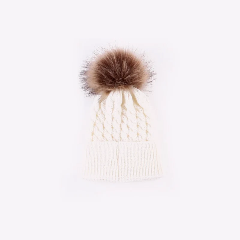 Gorro Infantil de Lana con Pompón