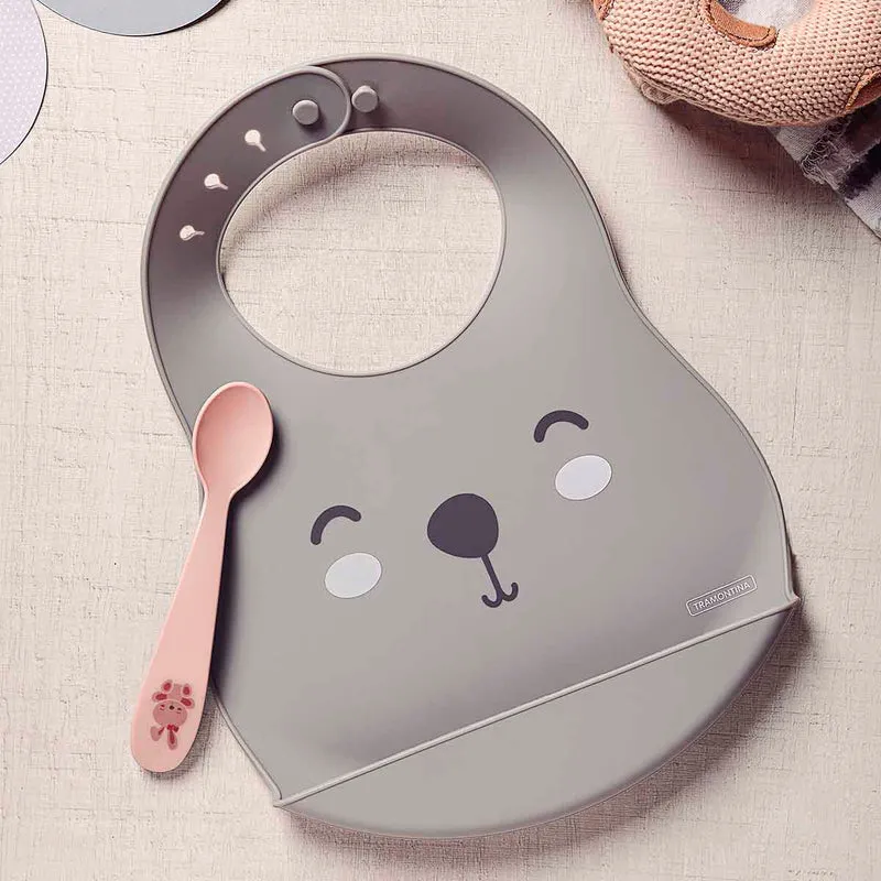 Kit babero y cuchara infantil le petit rosa 2 piezas Tramontina