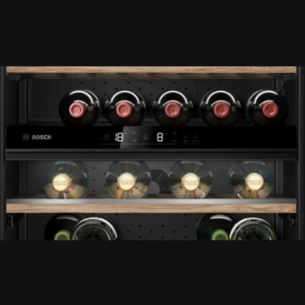 Vinoteca Bosch KUW21AHG0 · 44 Botellas · Integrable · Doble Zona · Filtro UV · Clase G
