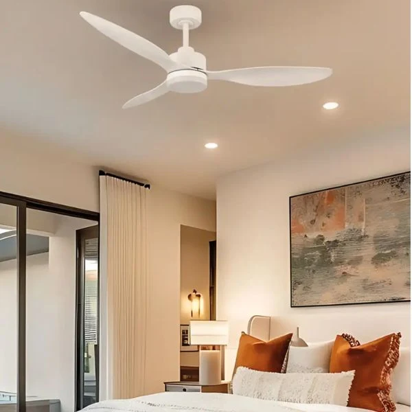 Ventiladores de Techo con Luz LED – Motor DC, Bajo Consumo y Función Verano/Invierno (VARYS PRO · VENTUR PRO · VENTUR DC · V‑25 DC)