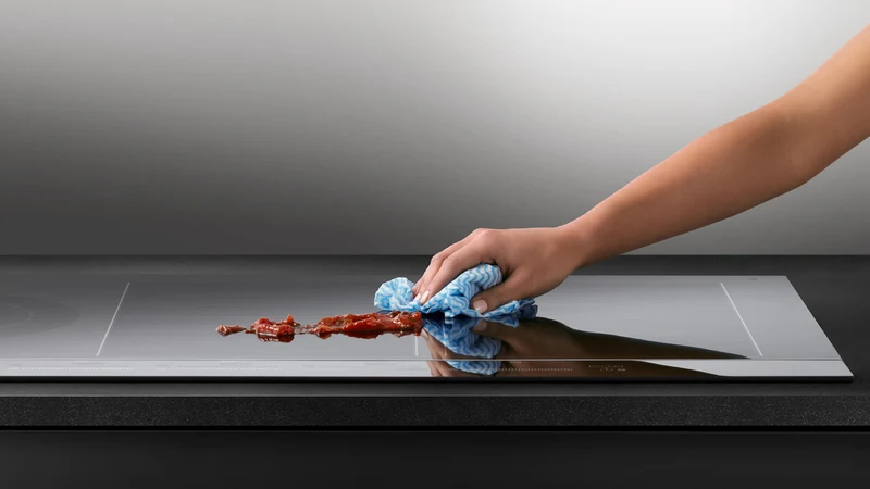 Fisher & Paykel 60cm Series 9 1 Burner + 2 Zone Hybrid Cooktop, 2 SmartZones, Natural Gas