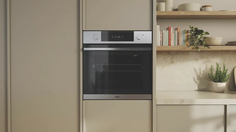 Haier 60cm 500 Series Built In Oven 7 Functions Air Fry Steam Assist