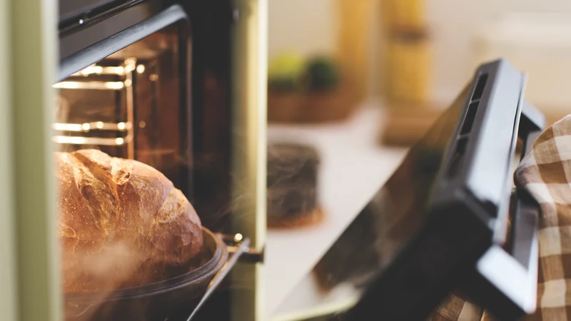 Haier 60cm 500 Series Built In Oven 7 Functions Air Fry Steam Assist