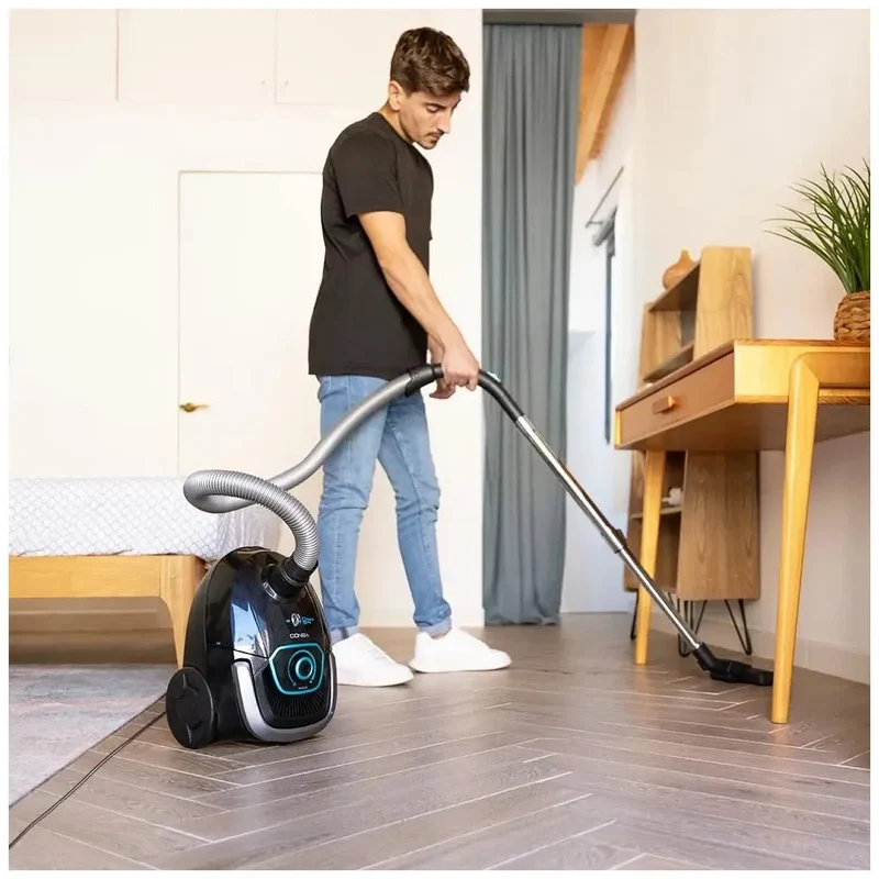 Aspirador Potente y Eficiente con Bolsa de 2.5L y Filtro de Alta Eficiencia de Cecotec