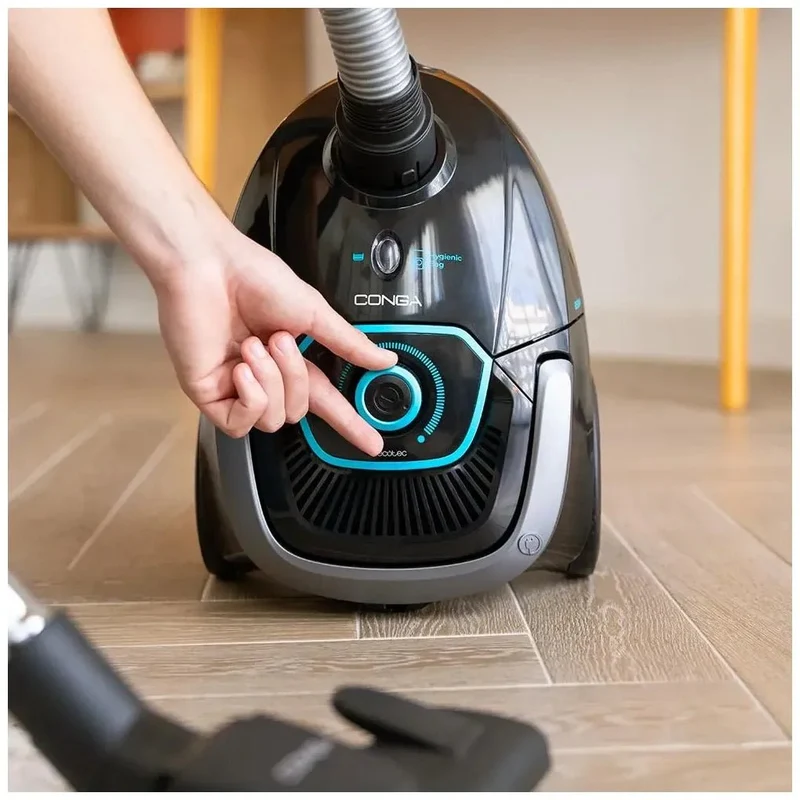 Aspirador Potente y Eficiente con Bolsa de 2.5L y Filtro de Alta Eficiencia de Cecotec