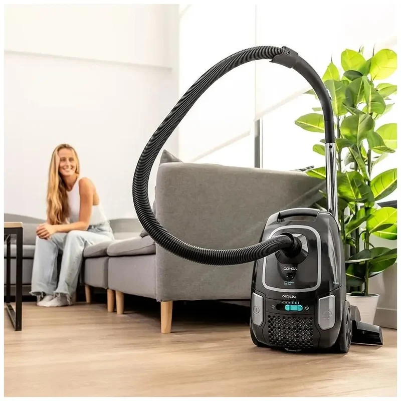 Aspirador Potente 890W con Bolsa 4L y Accesorios para Limpieza Completa de Cecotec