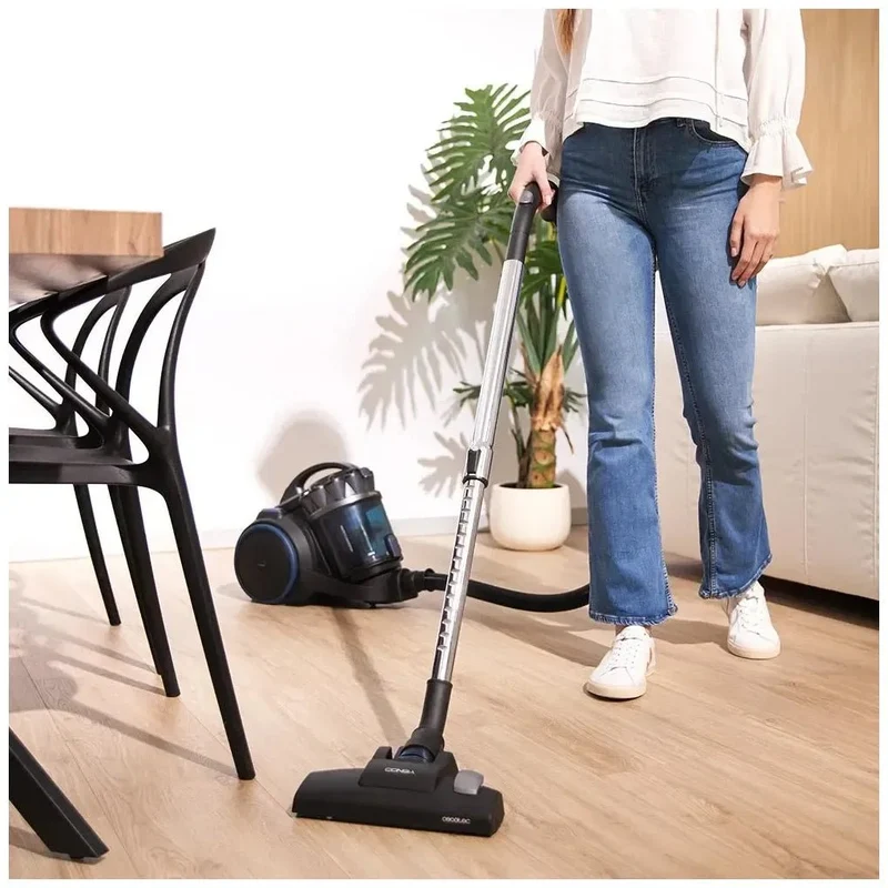 Aspirador Multiciclónico XXL sin Bolsa 800W con Gran Succión y Accesorios Versátiles de Cecotec