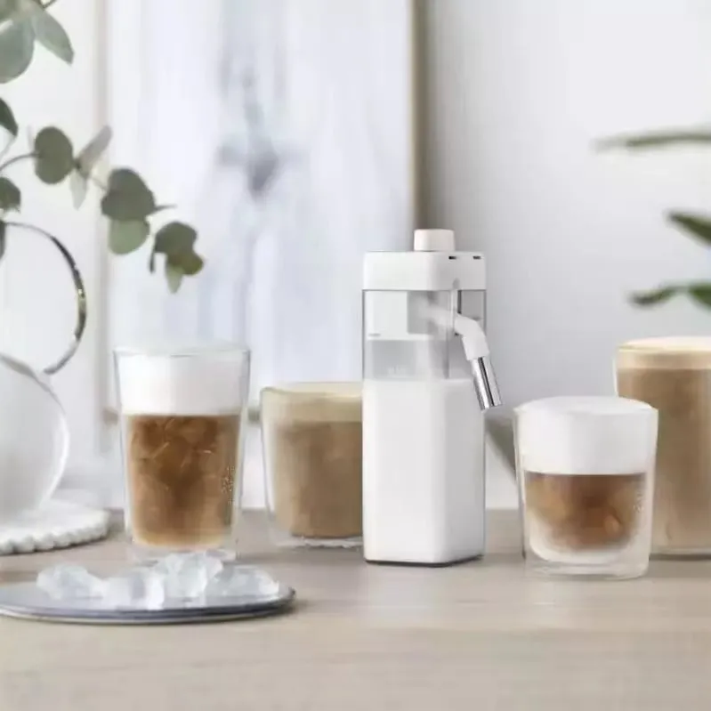 Set jarra LatteCrema Cool con 4 vasos DeLonghi Rivelia y PrimaDonna DLSC032 AS00006309