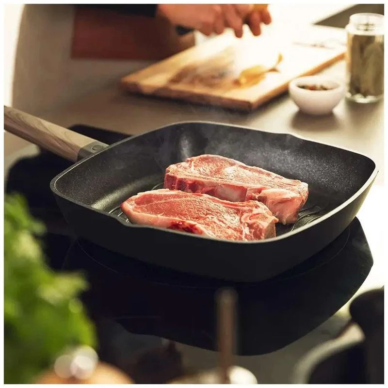 Grill de Aluminio Fundido 28 cm, Antiadhente, Apto Lavavajillas y Todas Cocinas de Cecotec