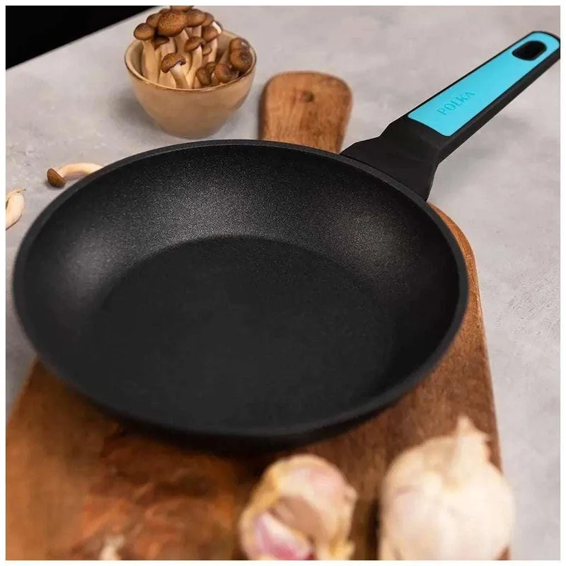 Sartén Antiadherente 18cm Polka Platinum: Calidad y Durabilidad en tu Cocina de Cecotec