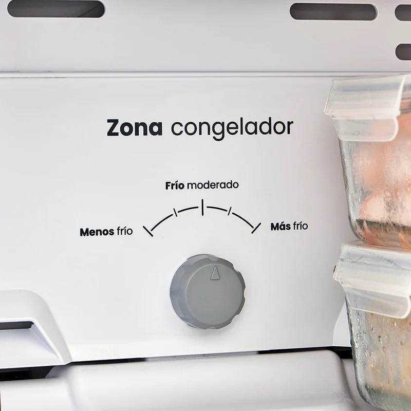 Nevera 271L No Frost con dispensador de agua, manija interna, color inox, tecnología Inverter