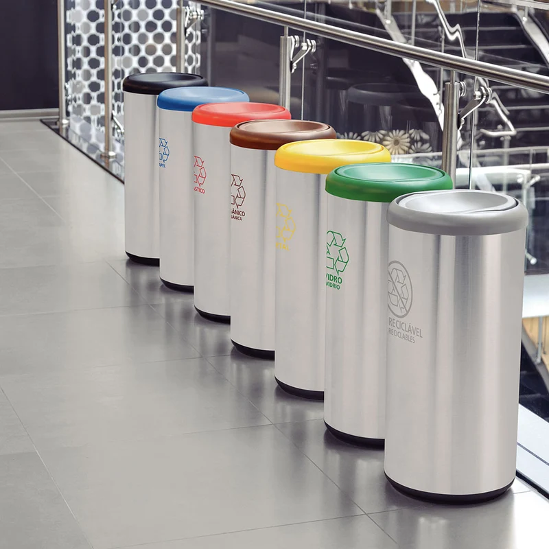 Basurero piemonte en acero inoxidable con tapa vaivén verde 40 l Tramontina