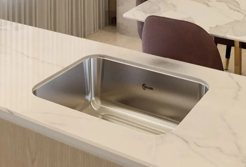 Lavaplatos de submontar o empotrar en acero inoxidable 59×46 cm marca Socoda