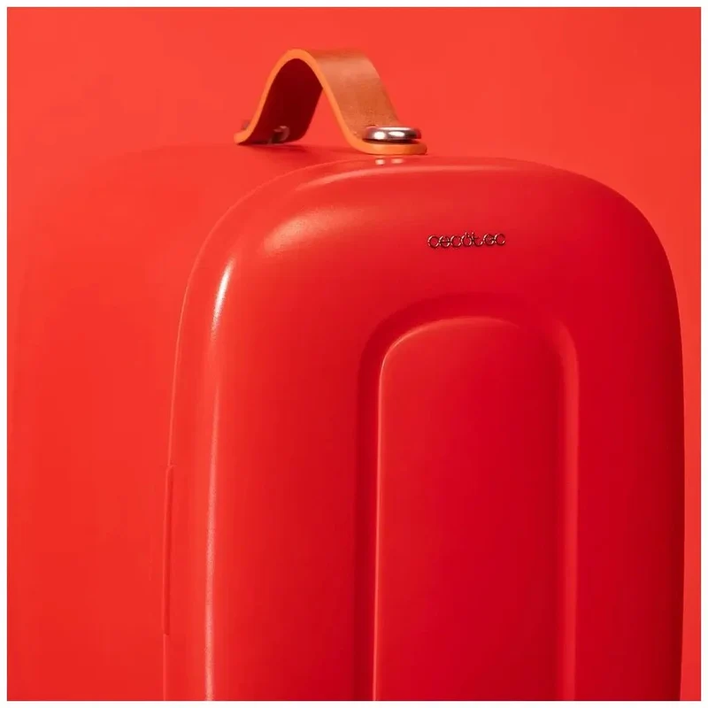 Frigorífico Portátil 4L Bora Red: Enfriamiento y Calentamiento para Viajes de Cecotec