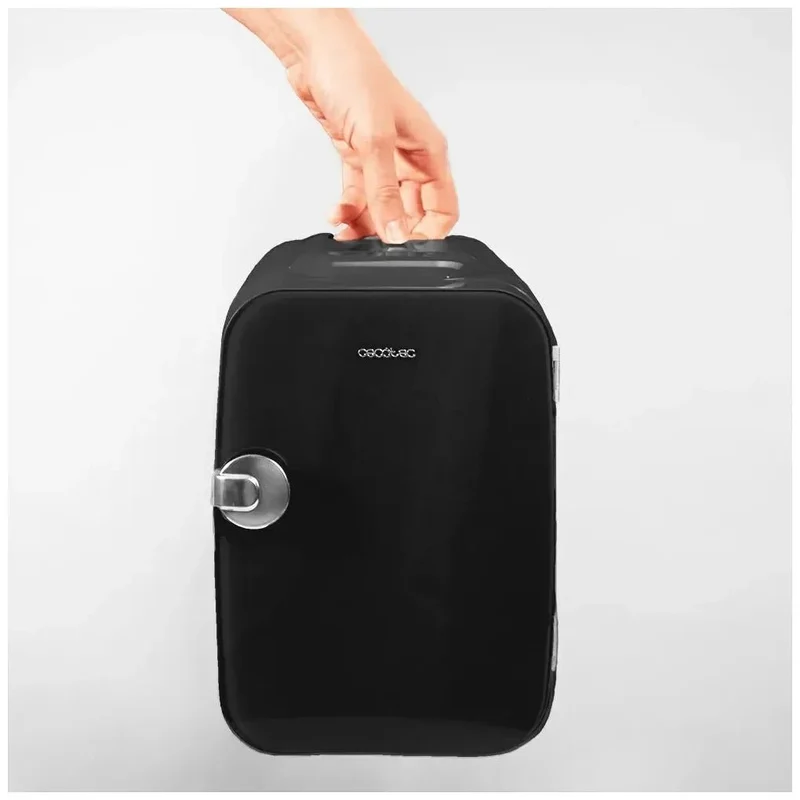 Mini Frigorífico Portátil 4L: Enfría y Calienta para Viajes en Coche y Caravana de Cecotec