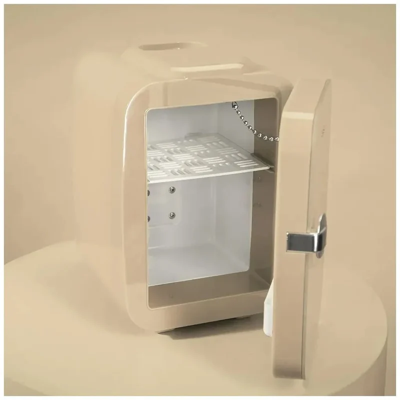 Mini Frigorífico 4L Portátil: Enfriamiento y Calentamiento para Viajes de Cecotec
