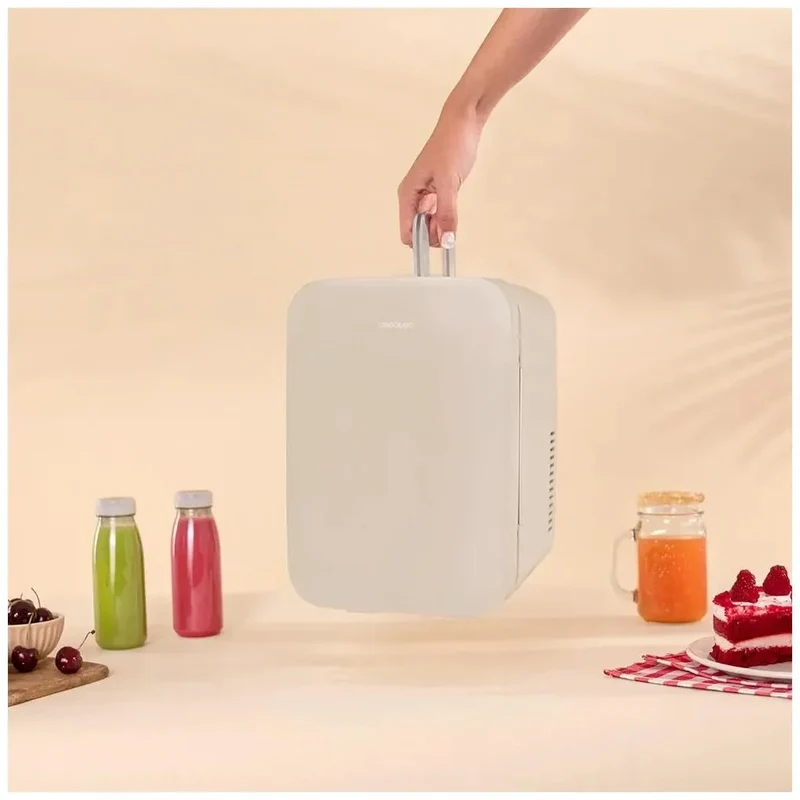 Frigorífico Compacto de 6L con Función de Enfriamiento y Calentamiento Ideal para Viajes de Cecotec