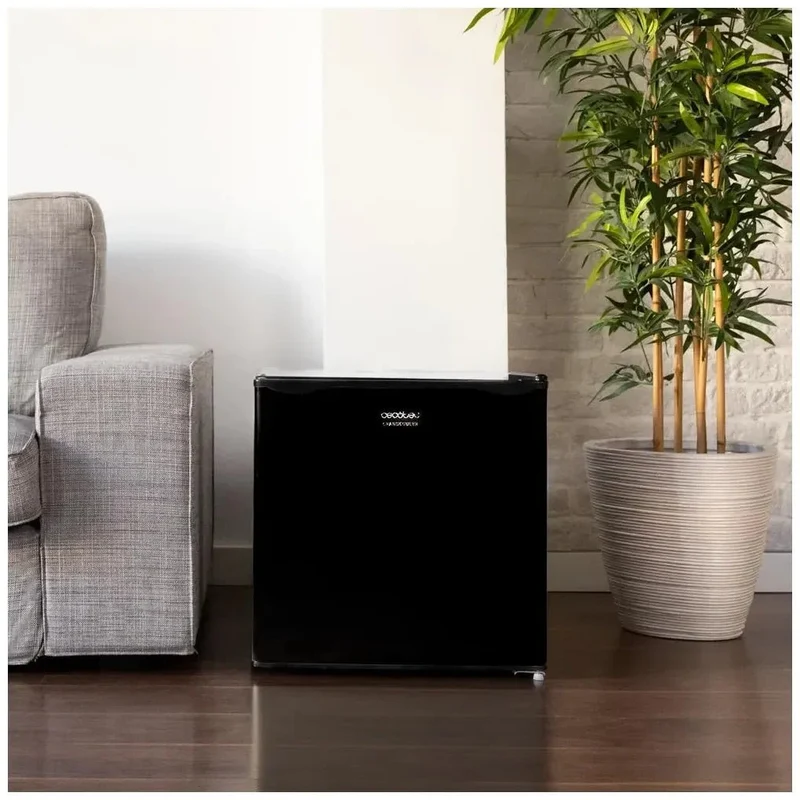 Mini Frigorífico negro 46L con congelador y puerta reversible Clase energética E Cecotec
