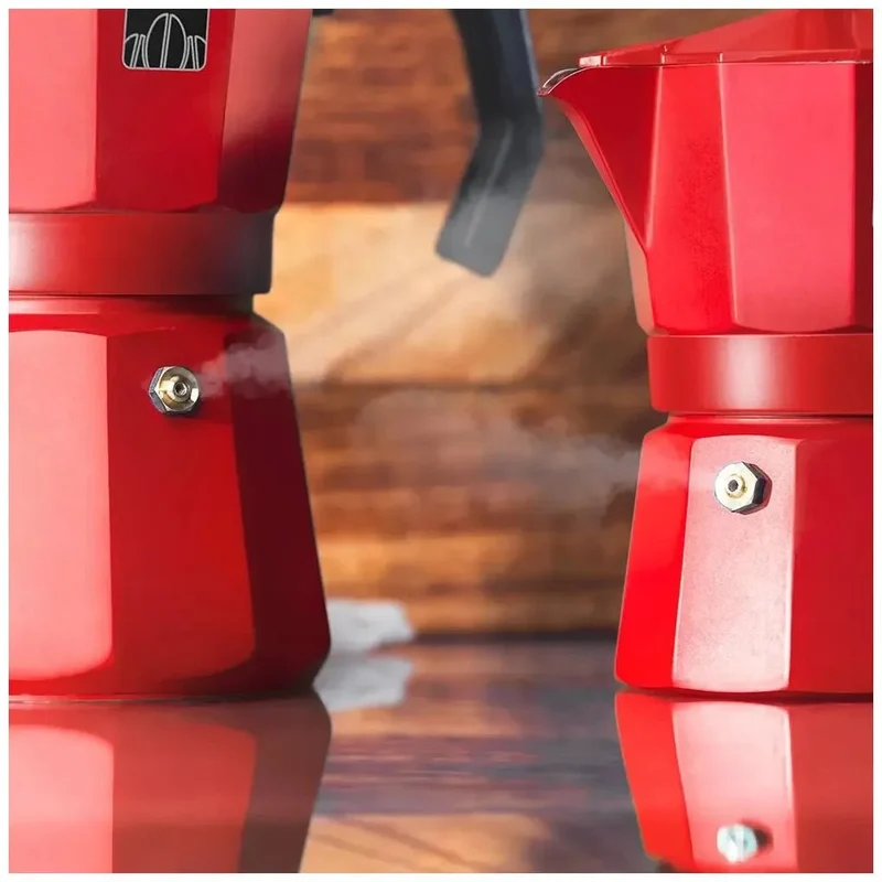 Cafetera Italiana Roja 12 Tazas: Estilo, Versatilidad y Sabor Inigualable de Cecotec