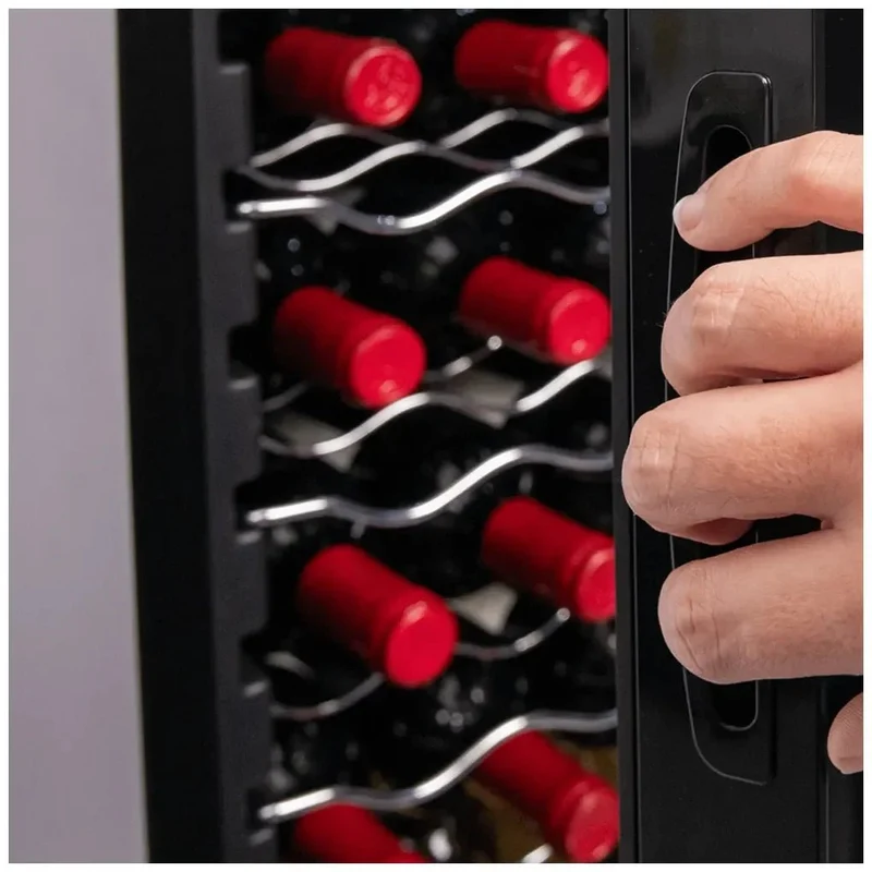 Vinoteca Bolero GrandSommelier 34030: Elegancia y Eficiencia para 34 Botellas de Cecotec