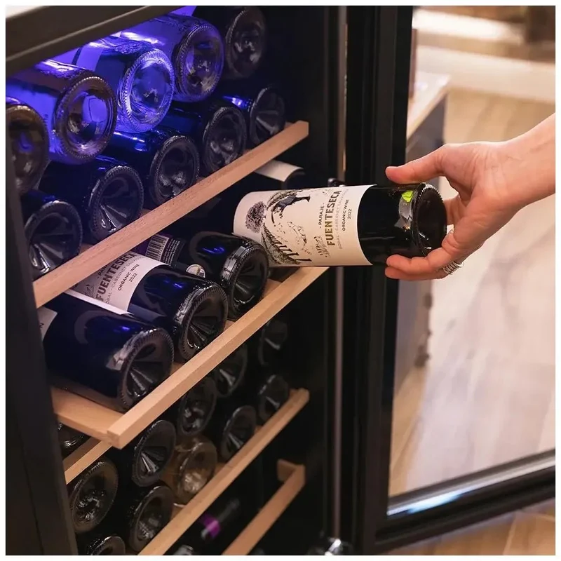 Vinoteca Bolero GrandSommelier 36000: Elegancia y Rendimiento para 36 Botellas de Cecotec