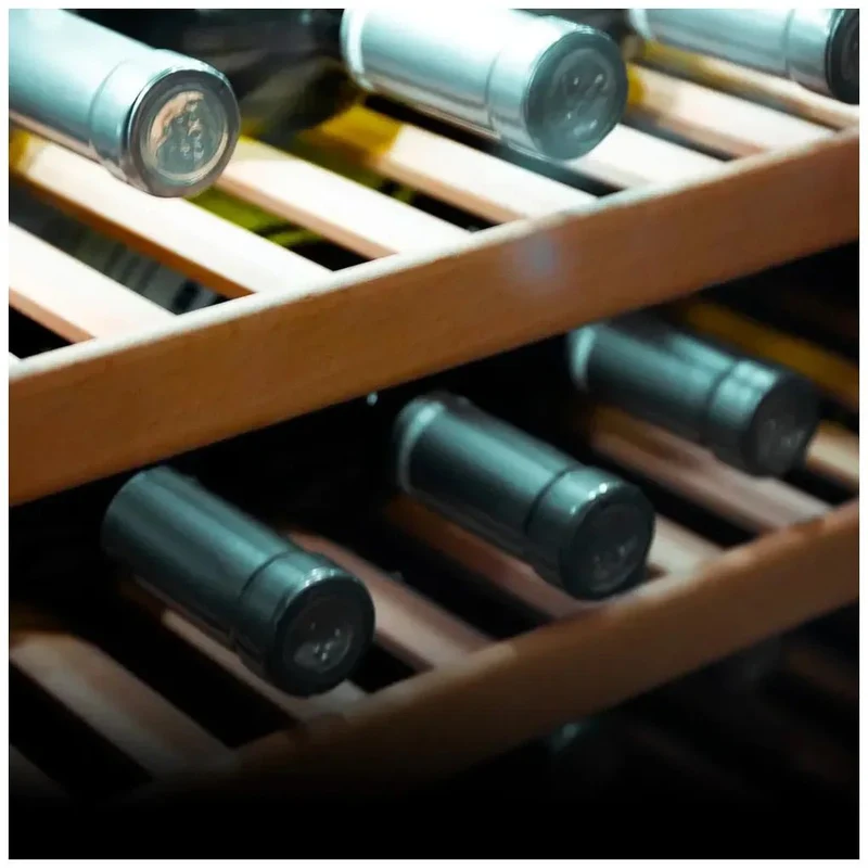 Vinoteca Retro Roja Bolero GrandSommelier Duo 30 Botellas con Tecnología NoFrost de Cecotec