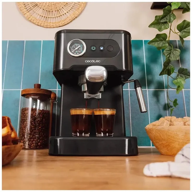 Cafetera Express de 20 Bares: Disfruta el Café y Cappuccino Perfectos en Casa con Cecotec