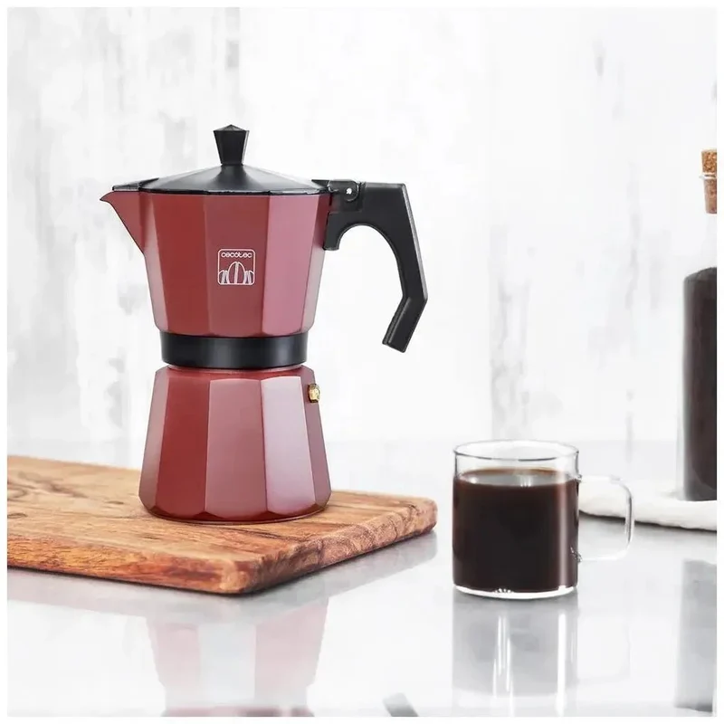 Cafetera Italiana Granate para 12 Tazas: Elegancia y Versatilidad en tu Cocina de Cecotec