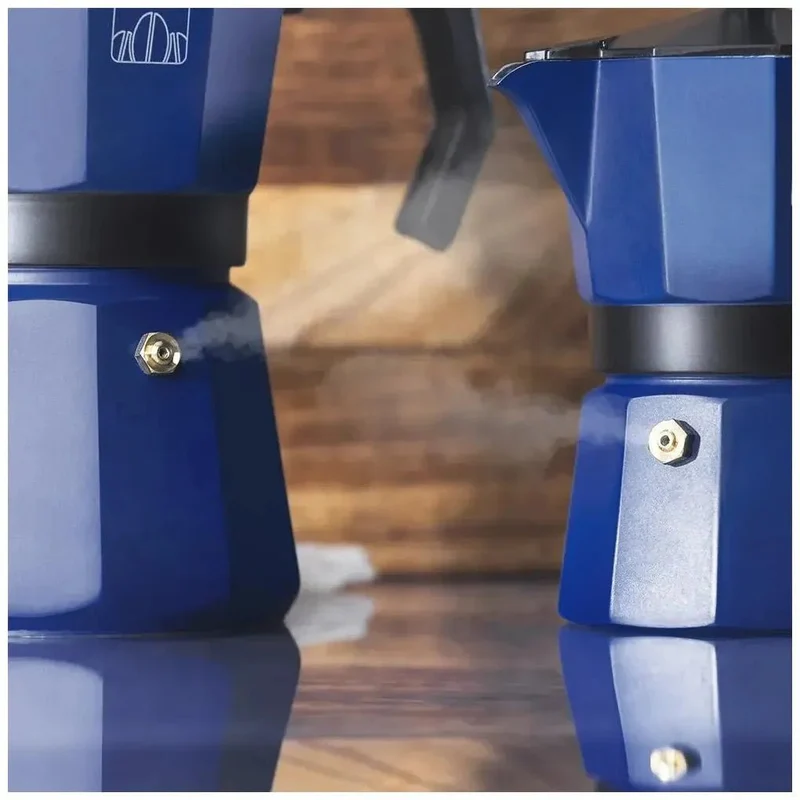 Cafetera Italiana Azul 6 Tazas: Elegancia y Versatilidad para Todo Tipo de Cocina de Cecotec
