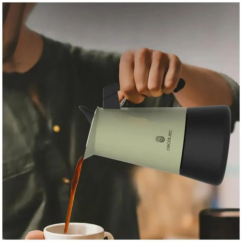 Cafetera Italiana de Acero Inoxidable para 10 Tazas: Elegancia y Versatilidad de Cecotec