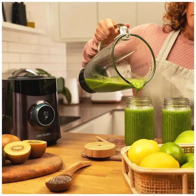 Batidora de Vaso 1800W con Cuchillas de Titanio y Jarra de Vidrio 1.8L de Cecotec