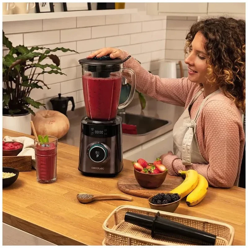 Batidora de Vaso 1800W con Cuchillas de Titanio y Jarra de Vidrio 1.8L de Cecotec