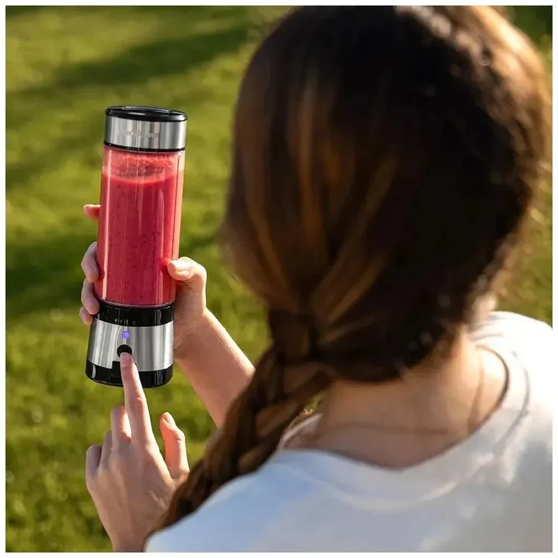 Batidora Portátil WanderlustMix: Potente, Compacta y con Cuchillas de Titanio de Cecotec