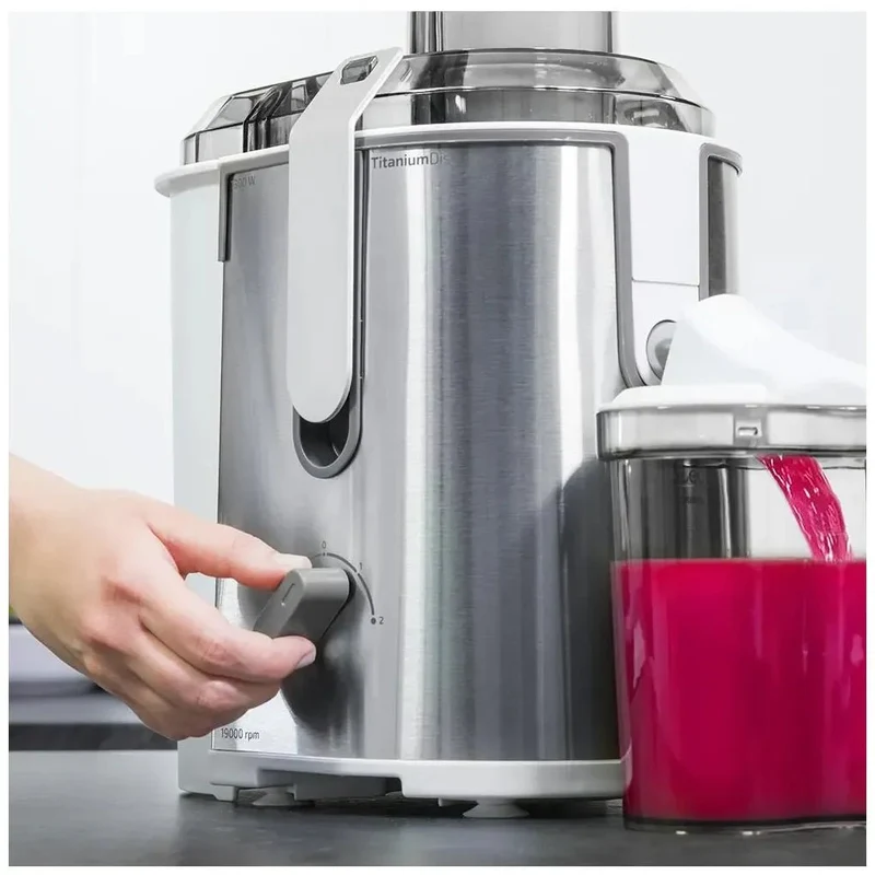 Licuadora ExtremeTitanium 19000 XXL: Potencia y Eficiencia para Jugos Saludables de Cecotec