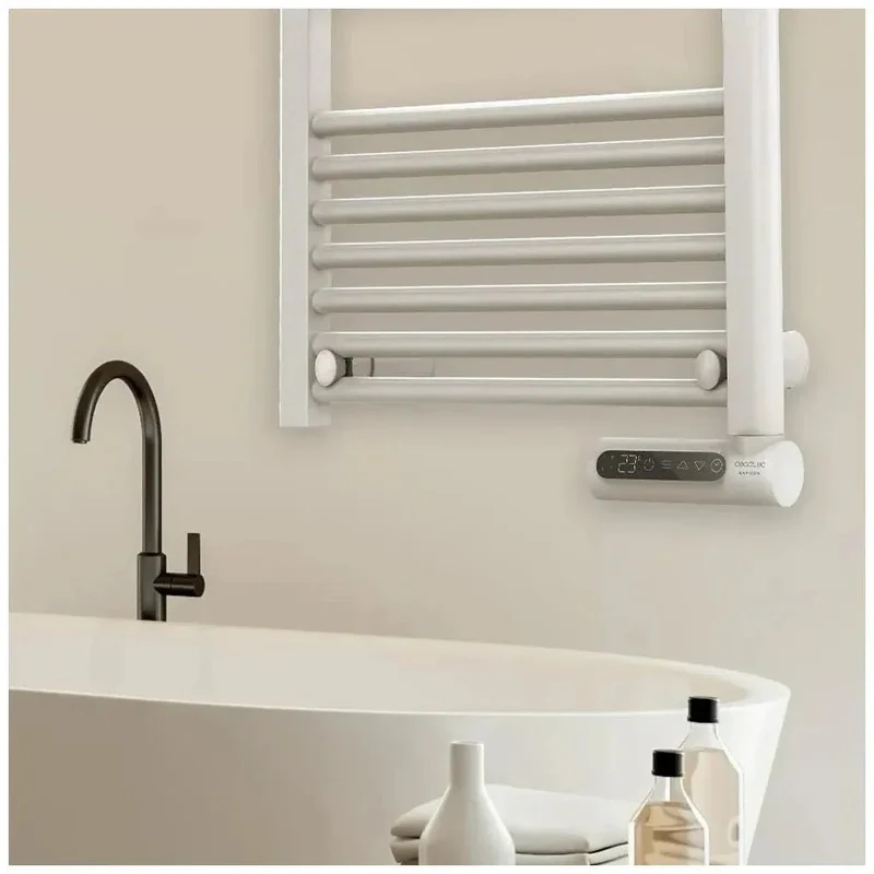 Toallero Eléctrico Inteligente 750W con Pantalla LED y Seguridad IP24 de Cecotec
