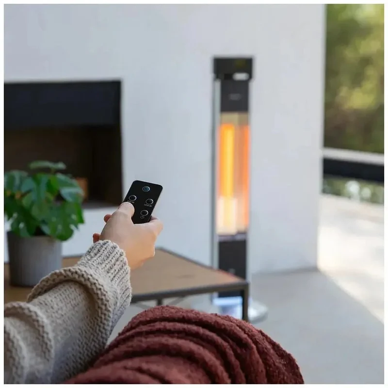 Calefactor Exterior Torre 2000W: Calor Inmediato y Seguro con Mando a Distancia de Cecotec