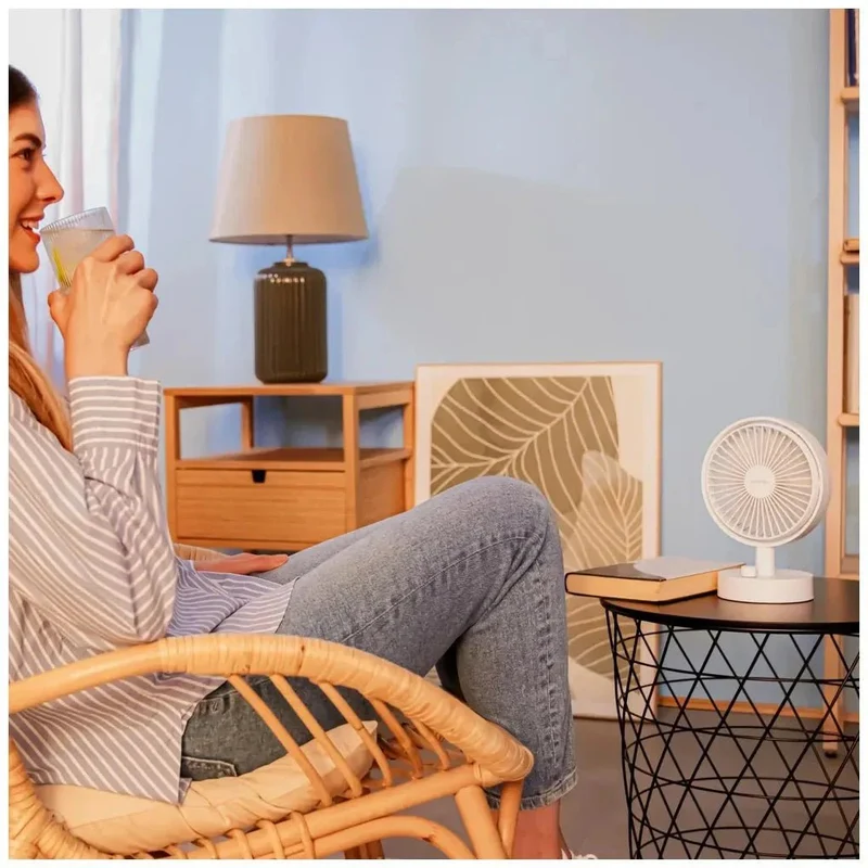 Ventilador Portátil EnergySilence 2000: Batería 2000mAh, Oscilación e Inclinación de Cecotec