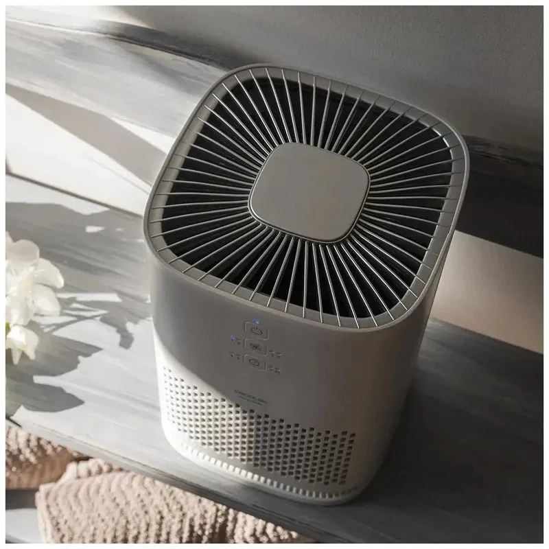 Purificador de Aire Compacto con Ionizador y Bajo Consumo para Espacios Pequeños de Cecotec