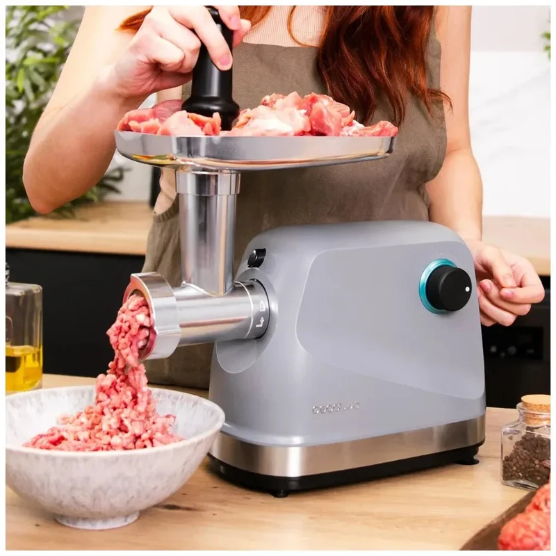 Picadora de Carne Eléctrica 1360W: Potencia y Versatilidad en Acero Inoxidable de Cecotec