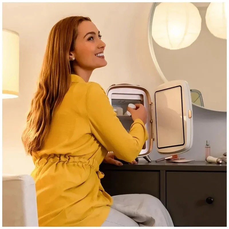 Nevera de Cosméticos 6L con Espejo y Luz LED para Belleza Fresca y Organizada de Cecotec
