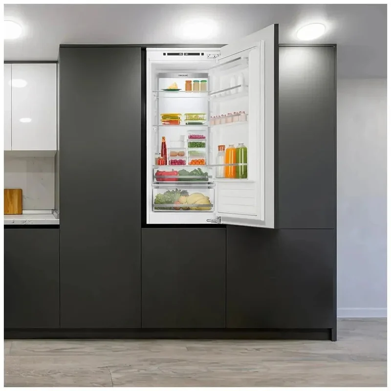 Frigorífico Combi Integrable 267L No Frost con Ahorro Energético y Diseño Elegante de Cecotec