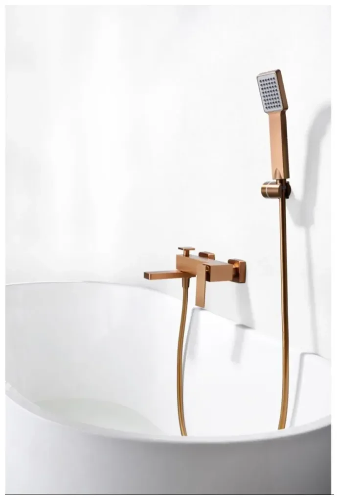 Grifería monomando de bañera y ducha hecha de latón con acabado oro rosa cepillado Pisa de Imex