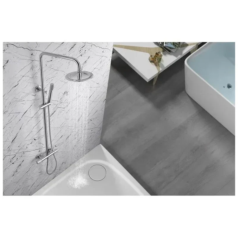 Columna de ducha con una grifería de diseño monomando de acabado cromado Line de Imex