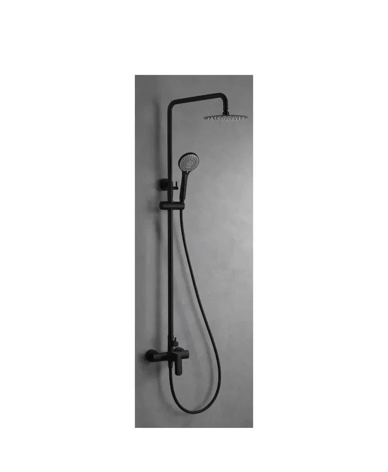 Columna moderna de ducha con una grifería monomando de color negro mate Ural de Imex