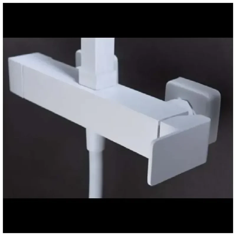 Columna de ducha con un rociador extraplano de diseño moderno y de acabado blanco mate Fiyi de Imex